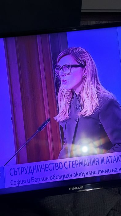 Продавам телевизор