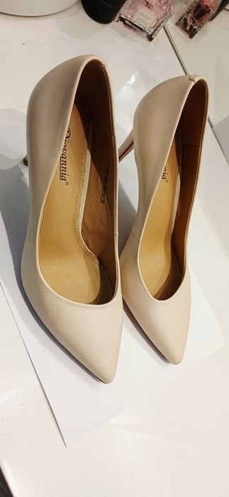 Туфли на каблуке