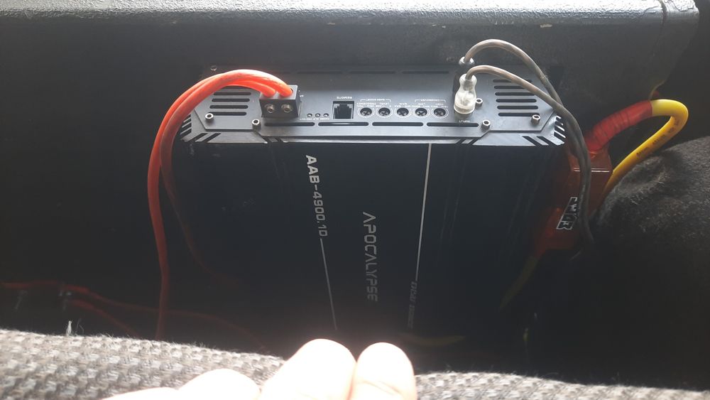 На продаже мошный саб