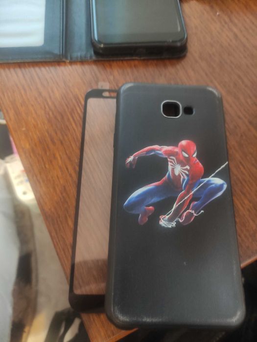 telefon Samsung J4+