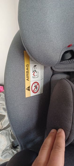 Kikka boo столче за кола 36кг