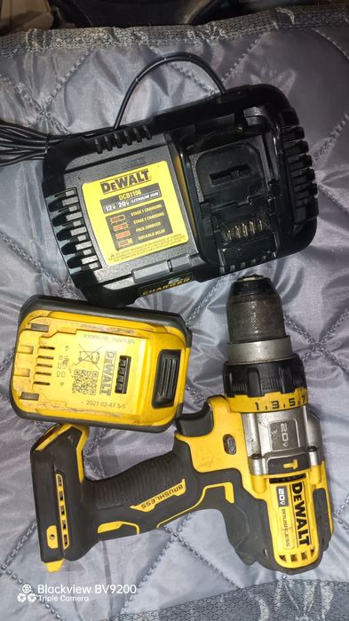 Шуруповёрт DeWalt dcd999.без торга!