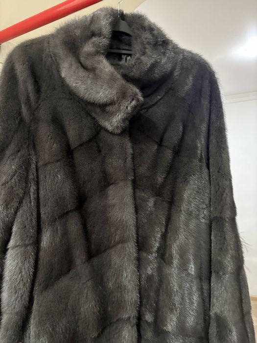 Продам норковую шубу.
