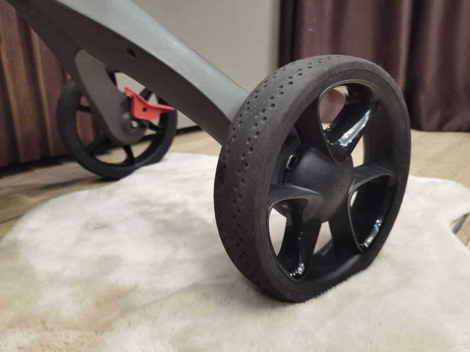 Детска количка Stokke