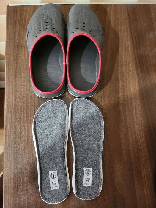 Papuci de cauciuc petru Ștrand