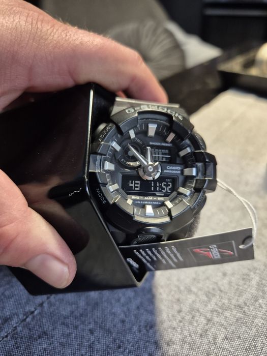 Продавам часовник Casio G Shock