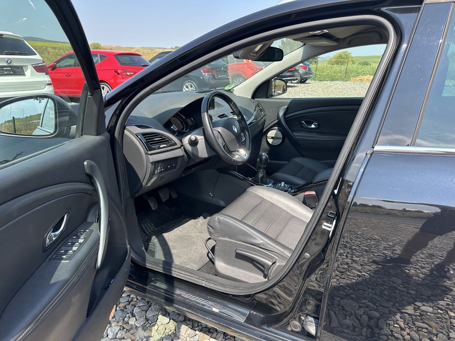 RENAULT MEGANE BOSSE, Rate, Garantie , Navigatie, Piele