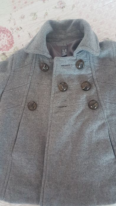 Палтенце на Зара 118 ръст 5-6 г.