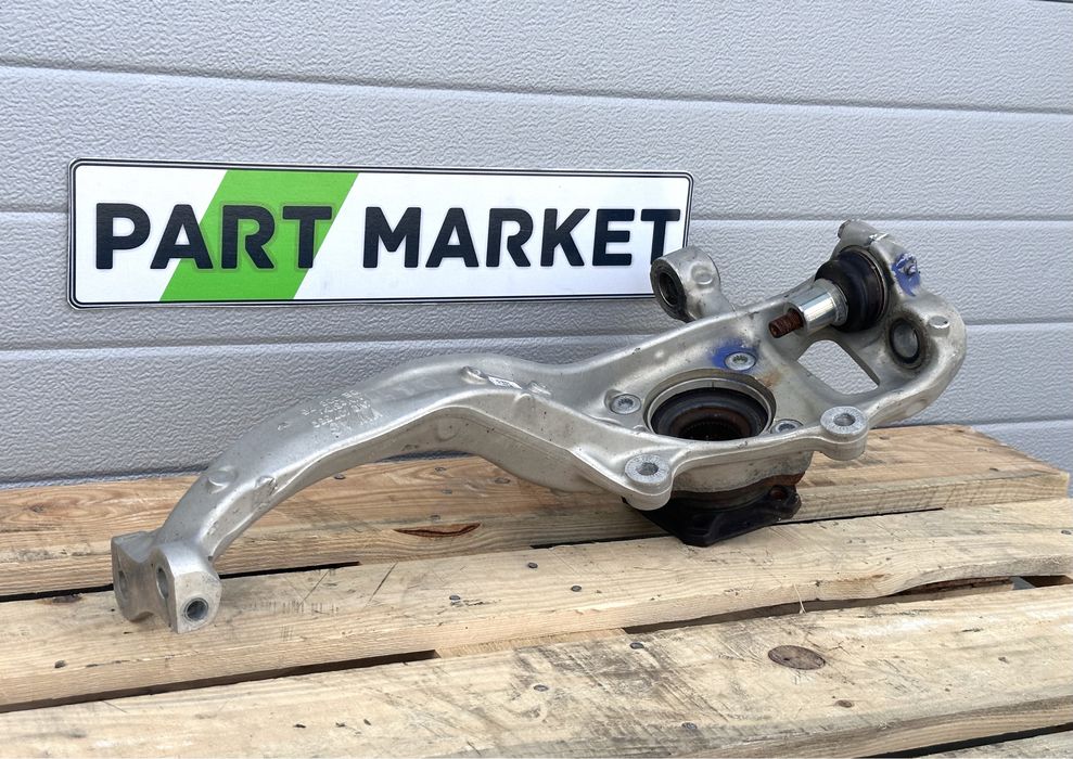 Ляв шенкел AUDI Q7 Q8 4M 4M0407559