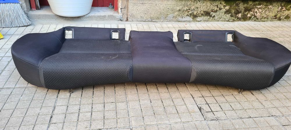 задна долна седалка Subaru B13