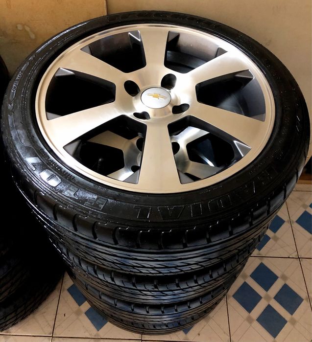 Jentra Diska Balon 215/45/R17