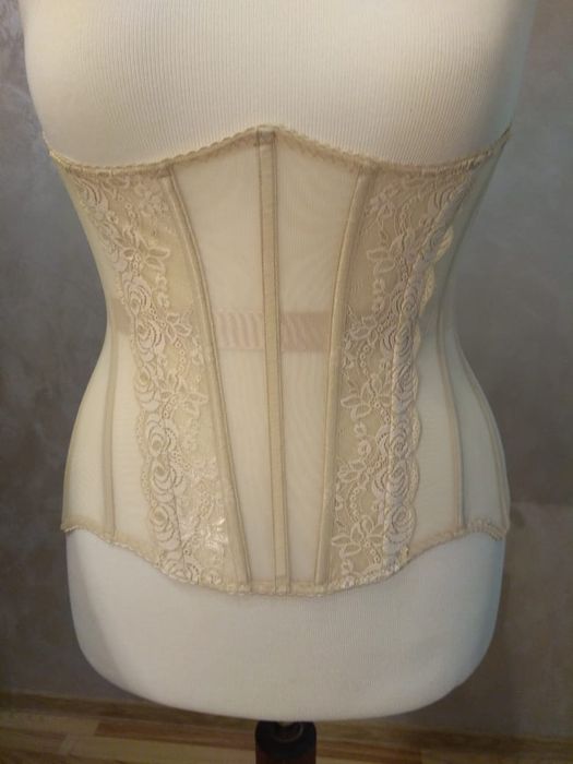 Корсеты распродажа