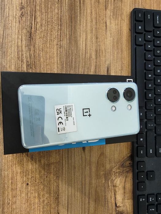 Oneplus nord 3 cu kit de folie sticla si husa