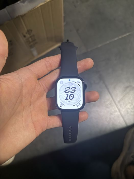 Apple watch 11 42