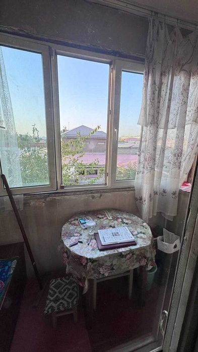 Четырех-комнатная квартира 70м2  на третем этаже Рисовый базар