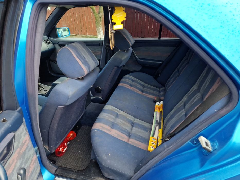 Vând Mercedes c180 w202