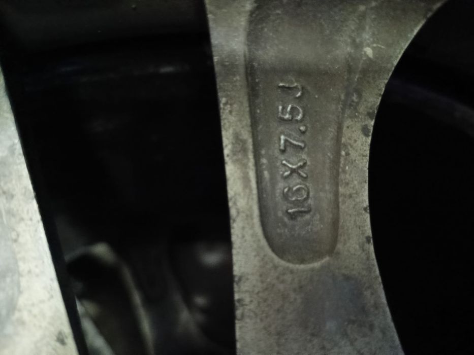 Диски титанки размер 16