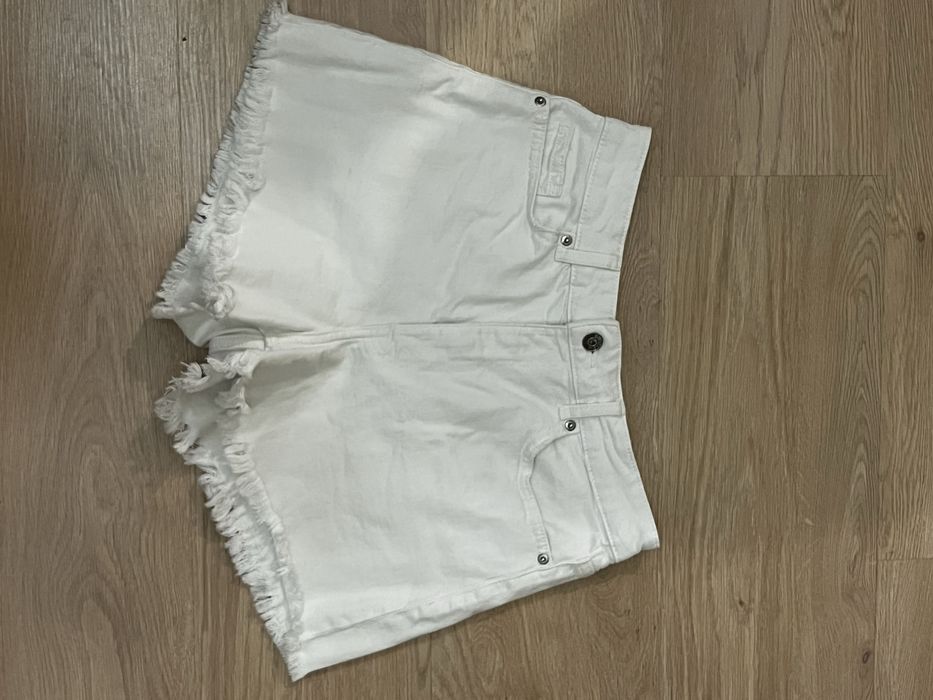 Къси панталонки - H&M