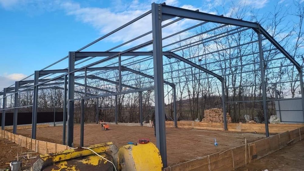 Vand hale si structuri metalice