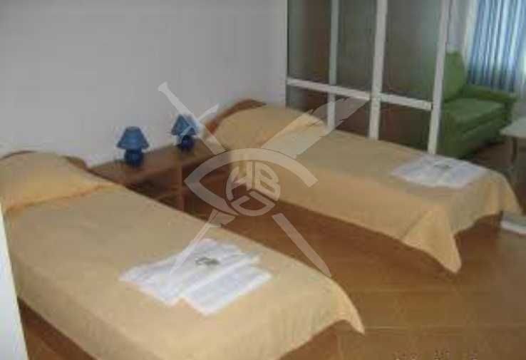 Продава се Къща в Черноморец - 400 кв.м за 521 €/кв.м - Снимка #1