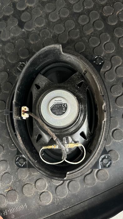Тонколона Pioneer TS-G6930F (6"x9" / 400W)