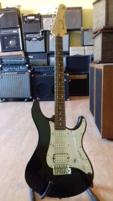 chit. electrica yamaha pacifica cu amplificator combo 10w