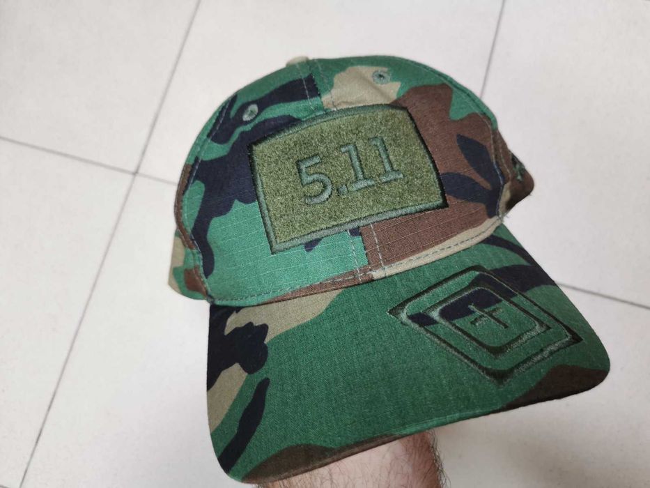 Тактическа шапка с козирка