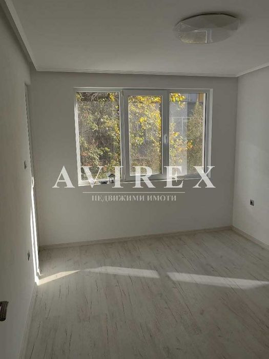 Продава се Тристаен апартамент в Пловдив, Централна гара - 100 кв.м за 1353 €/кв.м - Снимка #4