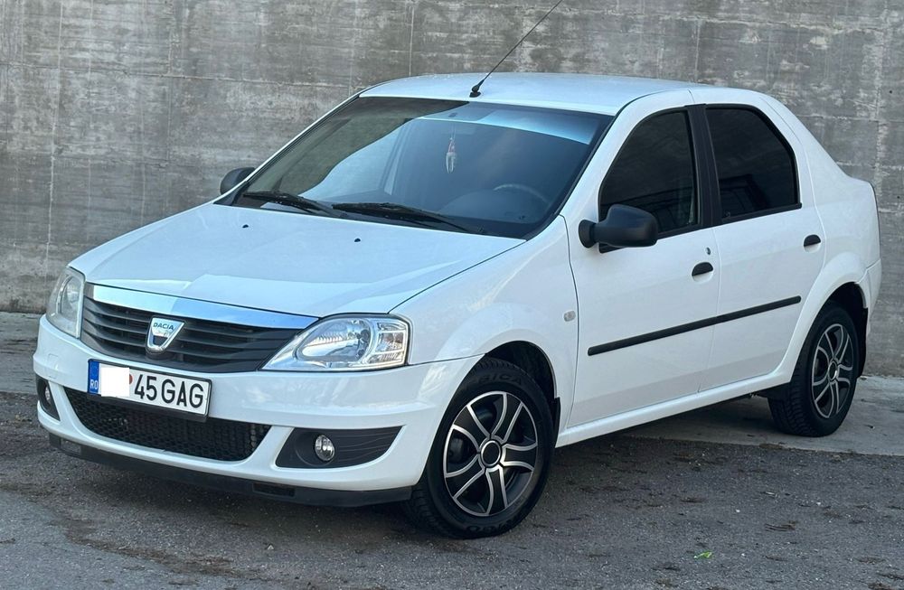 Vând Dacia Logan Euro 5