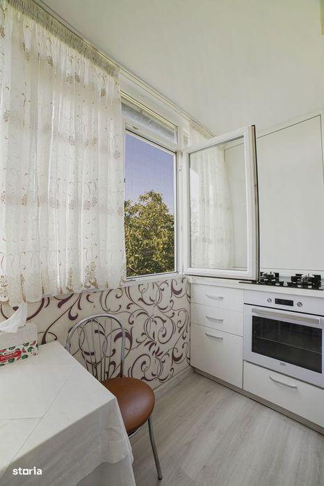 Duplex 3 Camere | 2 Dormitoare | Piața Reșița | Etajele 5 Și 6 |