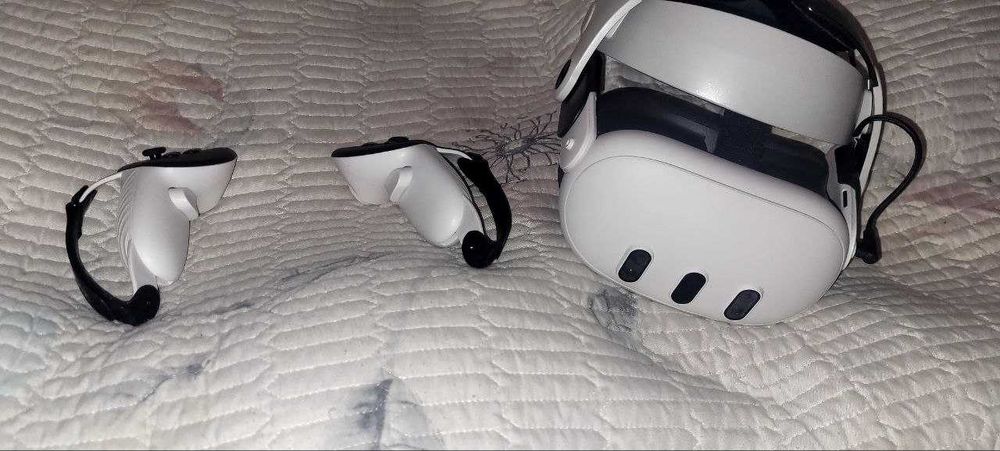 oculus quest 3 + BOBOVR M3 Pro Battery Pack