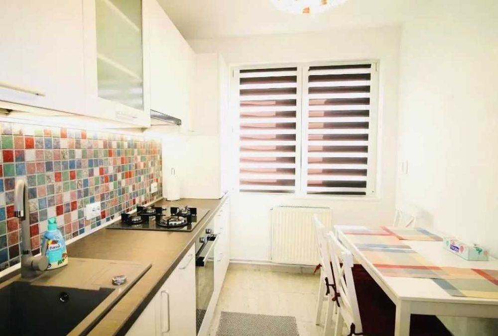 Дава се под наем Двустаен апартамент в Пловдив, Център - 48 кв.м за 204 € - Снимка #1