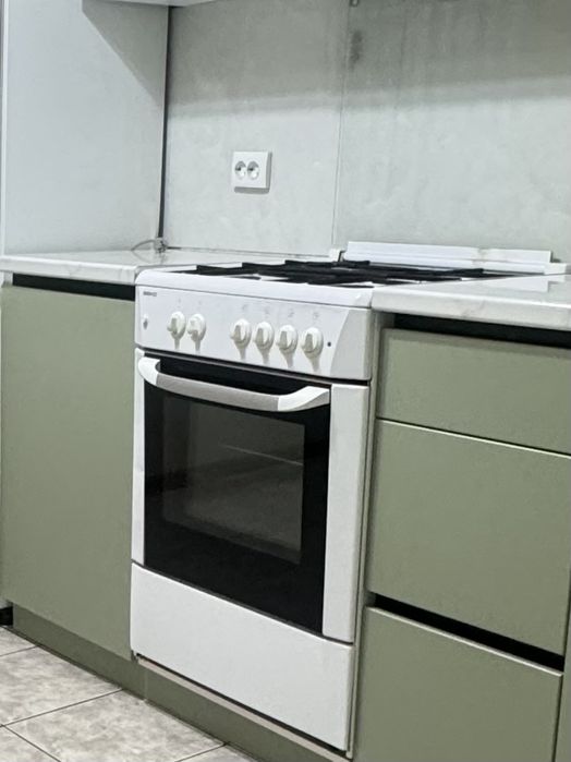 Продаётся газовая плита