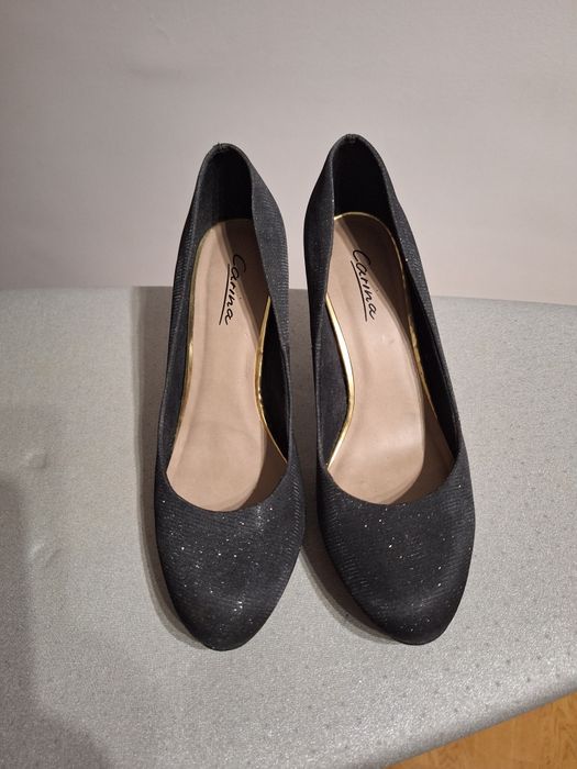 Pantofi eleganți cu sclipici