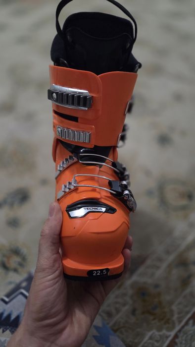 Лыжная Ботинка 22.5 или 265мм  (Италия