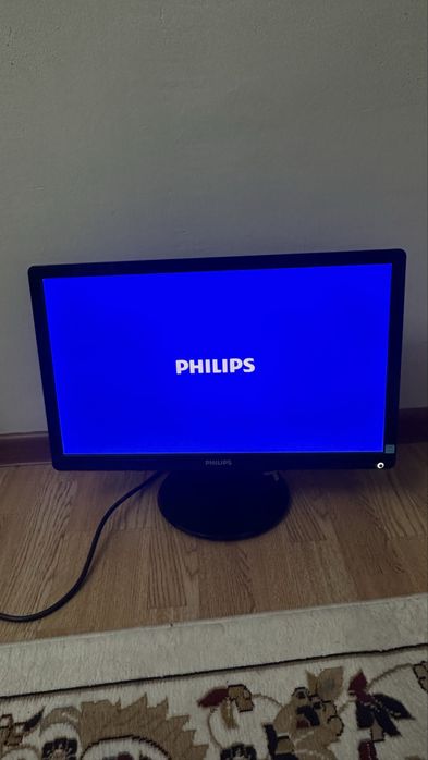 Philips 22″ LED монитор | Full HD | VGA