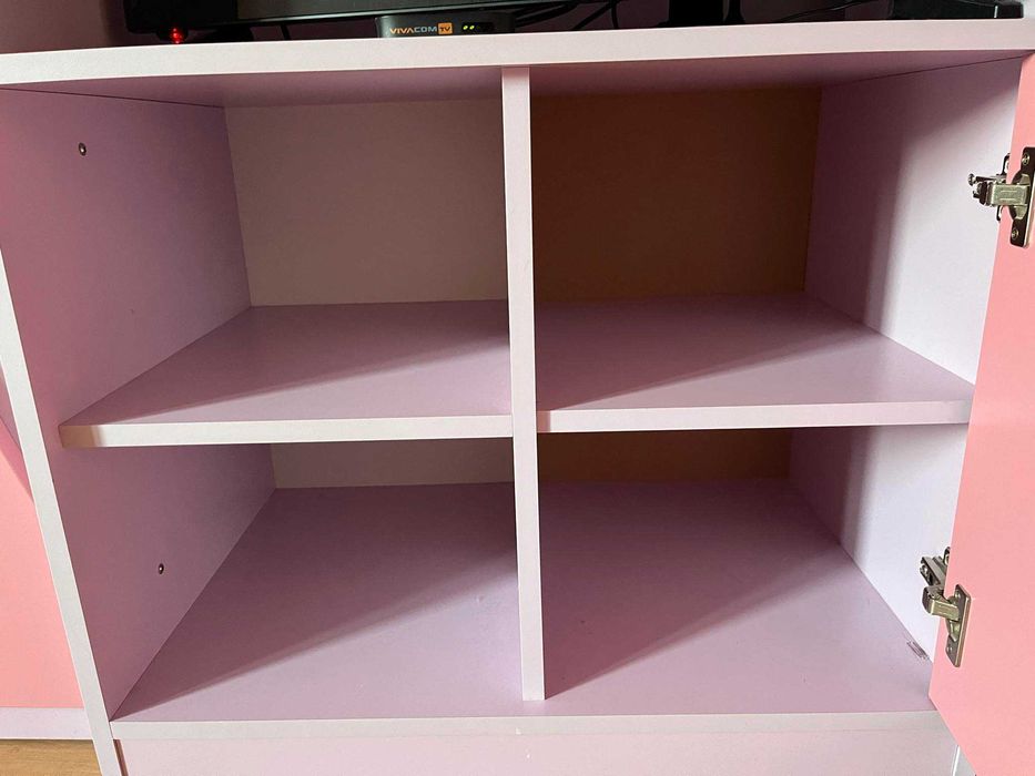 Детска секция с подарък две килимчета