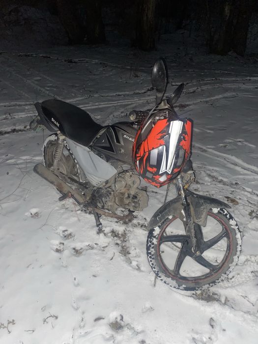 Продам мотоцикл шарк 125