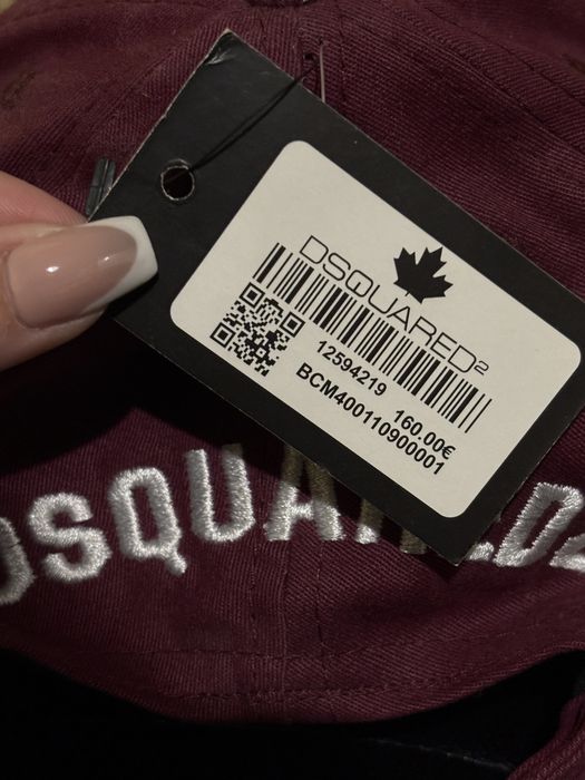 Нова шапка DSQUARED2