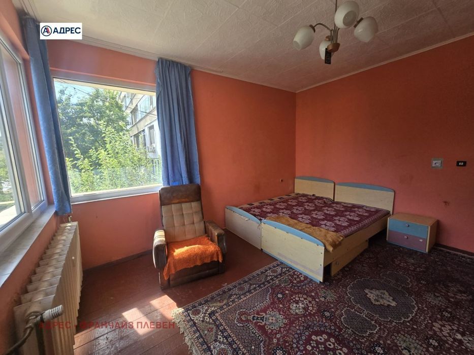 Продава се Етаж от къща в Плевен, Широк център - 105 кв.м за 1286 €/кв.м - Снимка #2