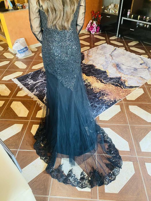 Vand rochie lunga de seara