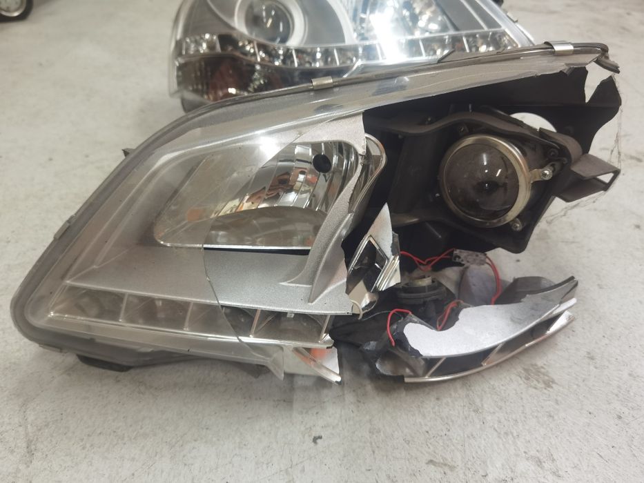 Фар за Поло/Polo 9N 2006-07г.