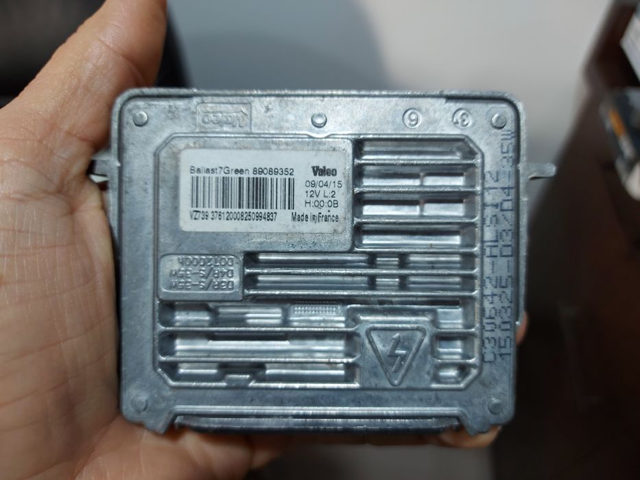 Becuri xenon D1S D3S, balastru, calculator lumini Audi
