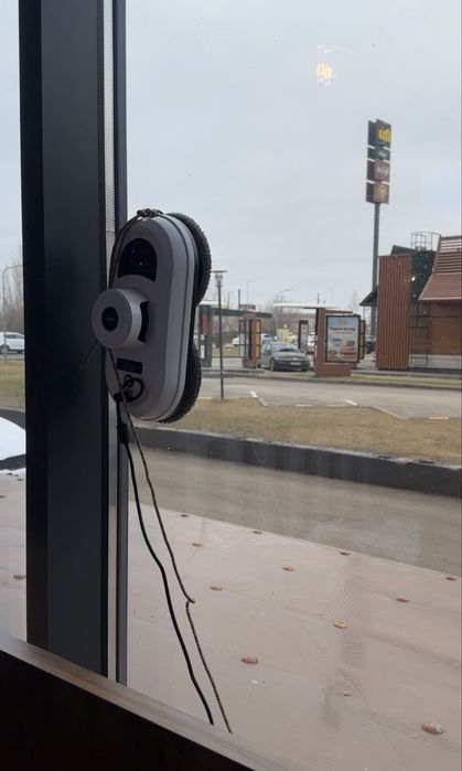 Робот для мойки окон 3500