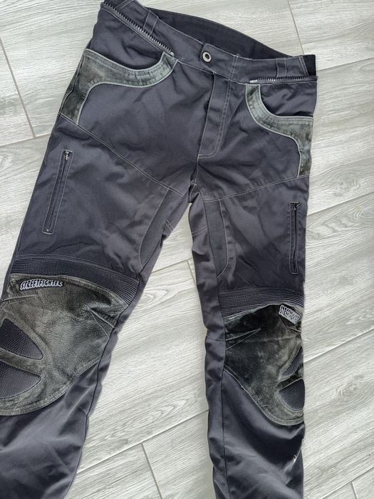 Pantaloni moto streetfighter