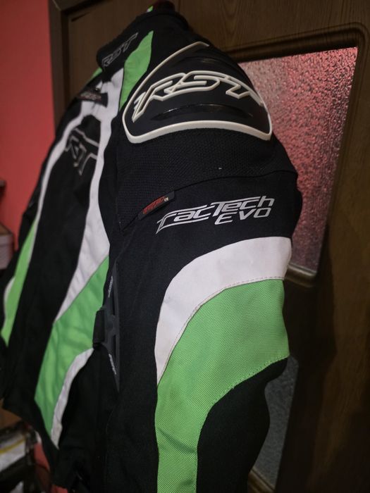 Яке RST Tractech evo  размер 50 S
