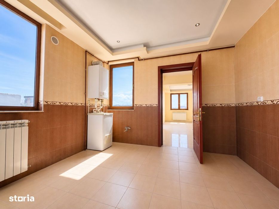 Bld Mamaia-Delfinariu | AP cu 3 bai | 155mp |  aproape de plaja