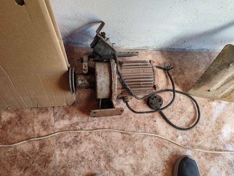 Ригель 2 штуки лавочки . Трубы