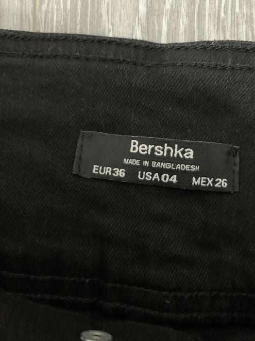 Blugi bershka dama