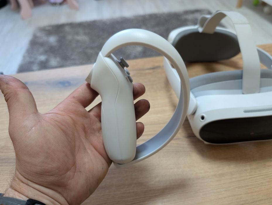 VR headset Pico 4
